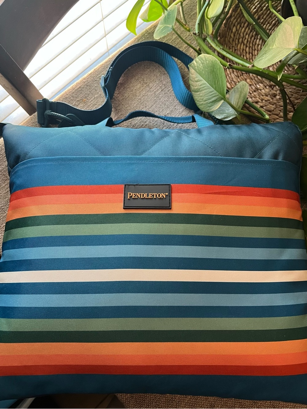 Pendleton Outdoor Packable Blanket 60” x 72” Picnic Camping Beach Tailgating